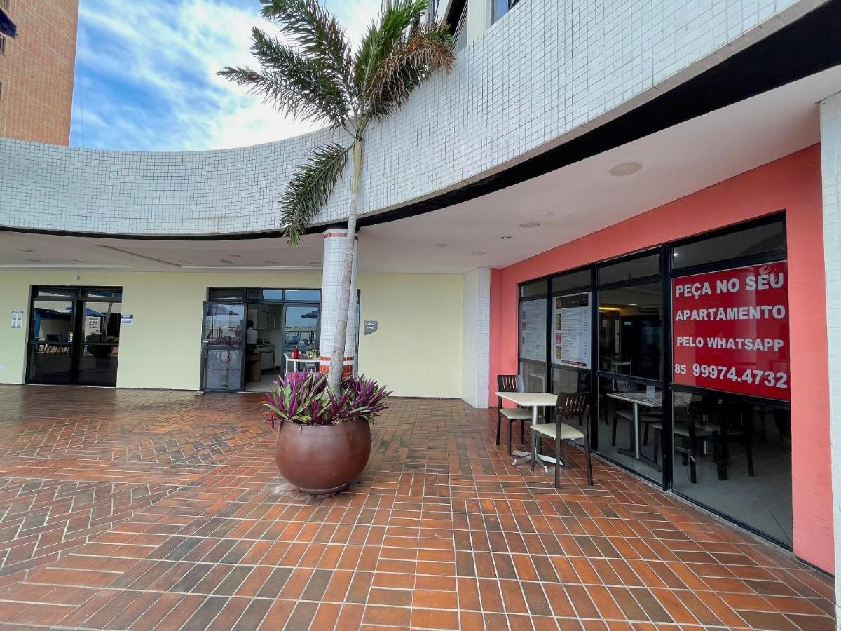 Iate Plaza, Vista Completa Da Orla De 度假居 *