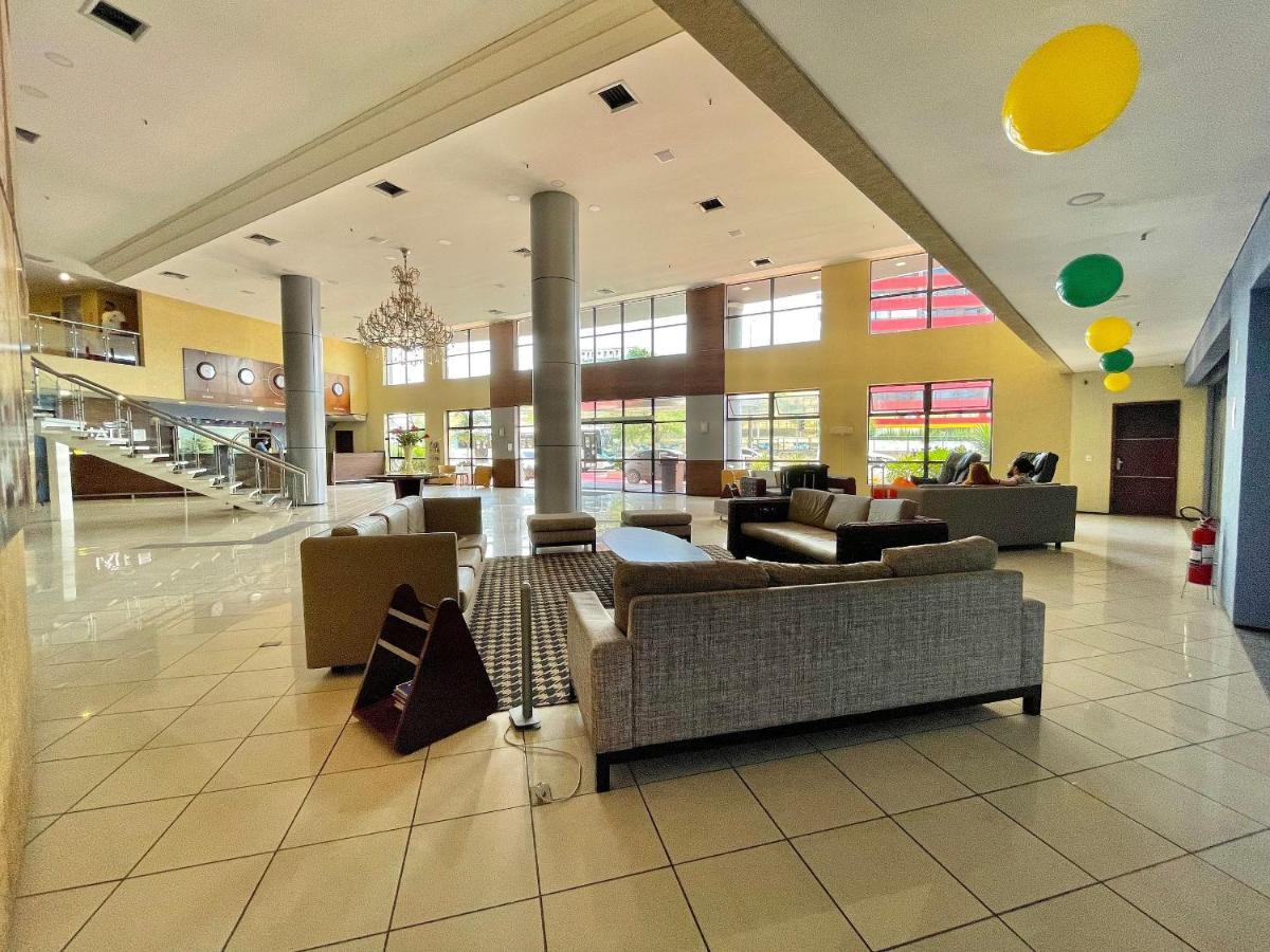 度假居 Iate Plaza, Vista Completa Da Orla De *